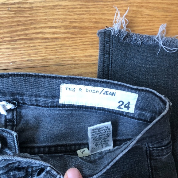 RAG & BONE 10" crop flare raw hem distressed jean in wash black thorne | size 24 - Picture 7 of 9